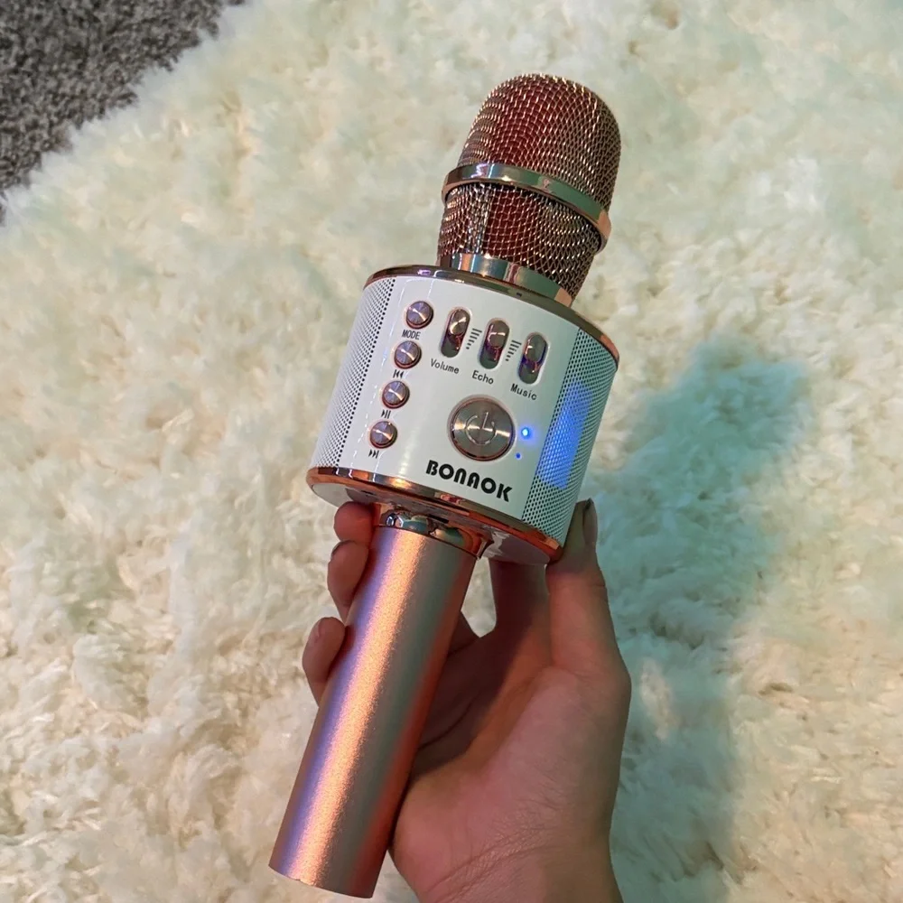 Rose Gold Wireless Karaoke Microphone